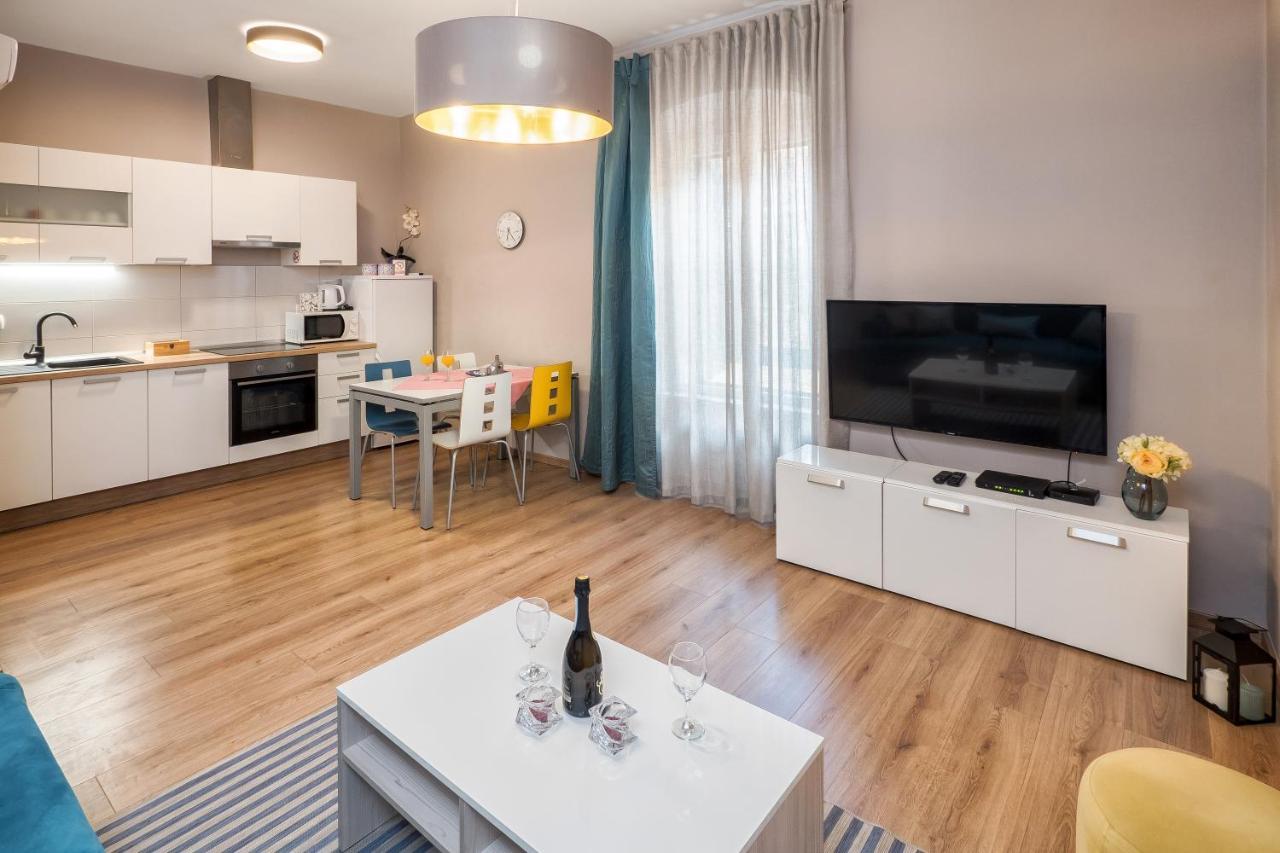 Apartment Queen Teuta In The Heart Of Split Historical Heritage Exterior foto