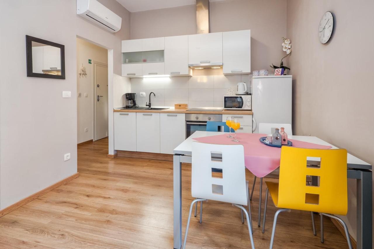Apartment Queen Teuta In The Heart Of Split Historical Heritage Exterior foto